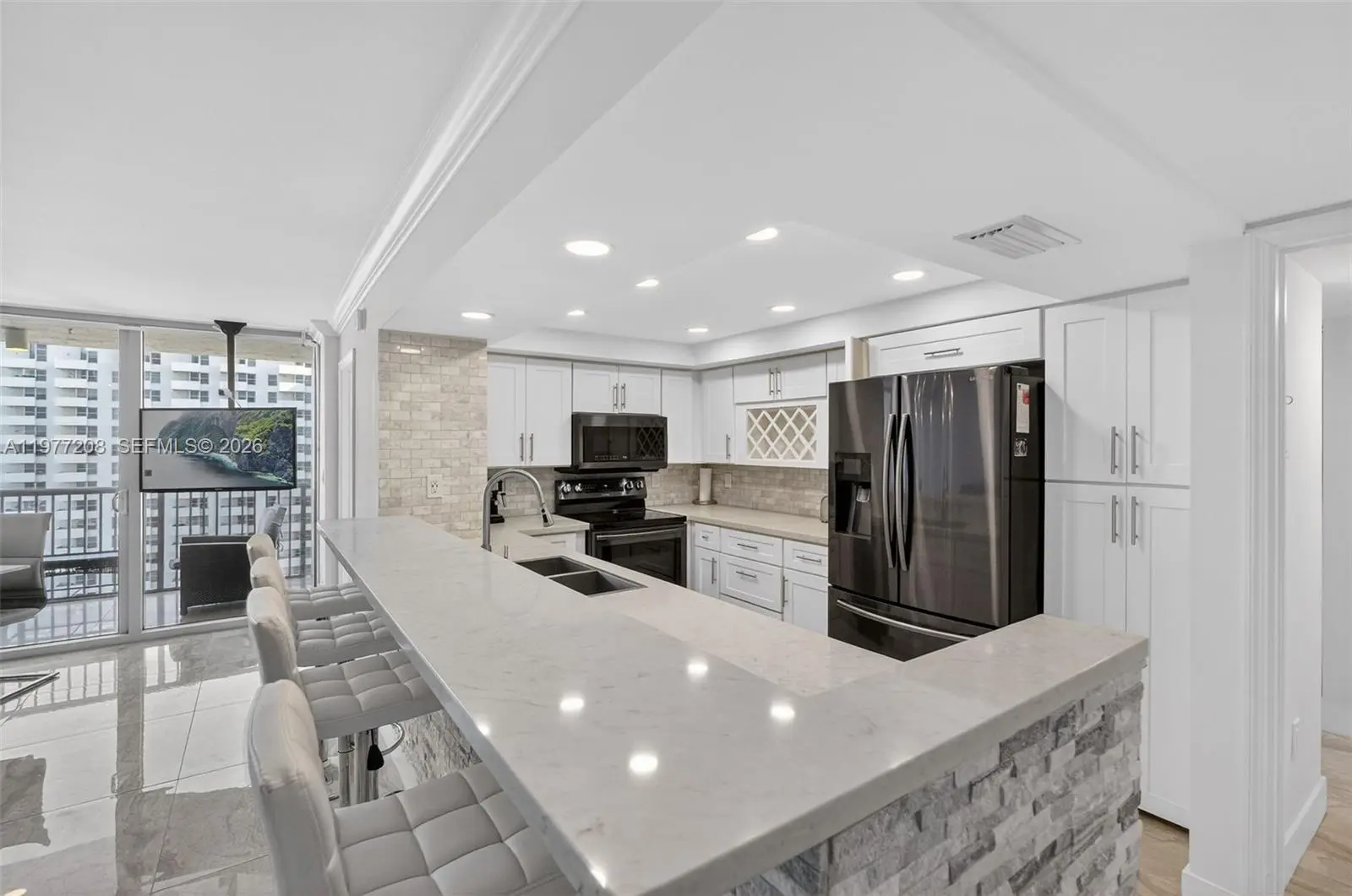 Photo of Listing #A11977208