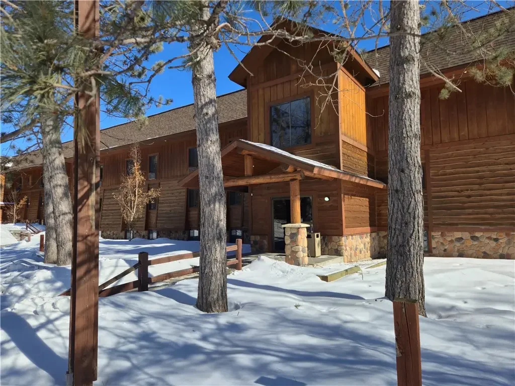 42910 Lakewoods Drive 213b, Cable