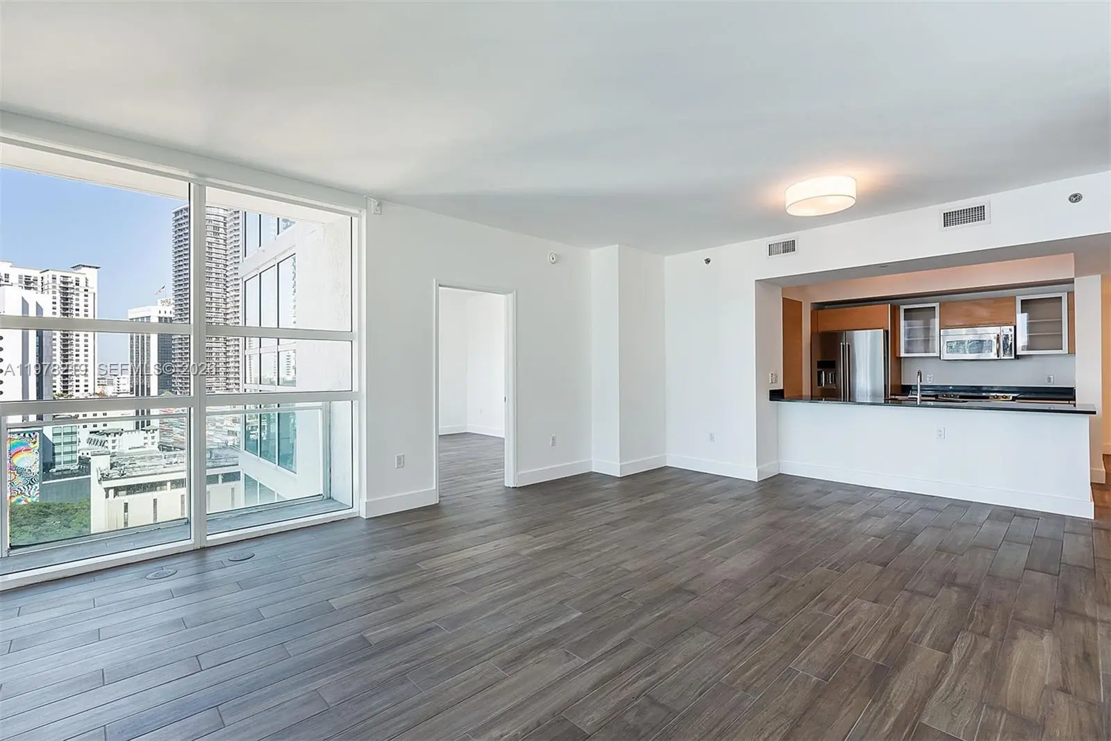 Photo of Listing #A11978219