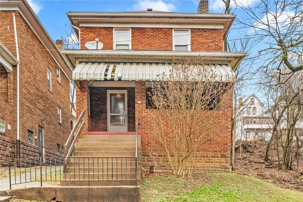 302 Platt Avenue , Beechview