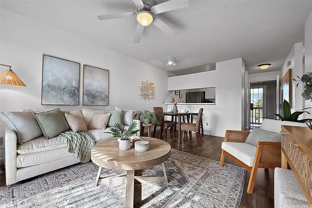 94-539 Lumiaina Street # V203, Waipahu