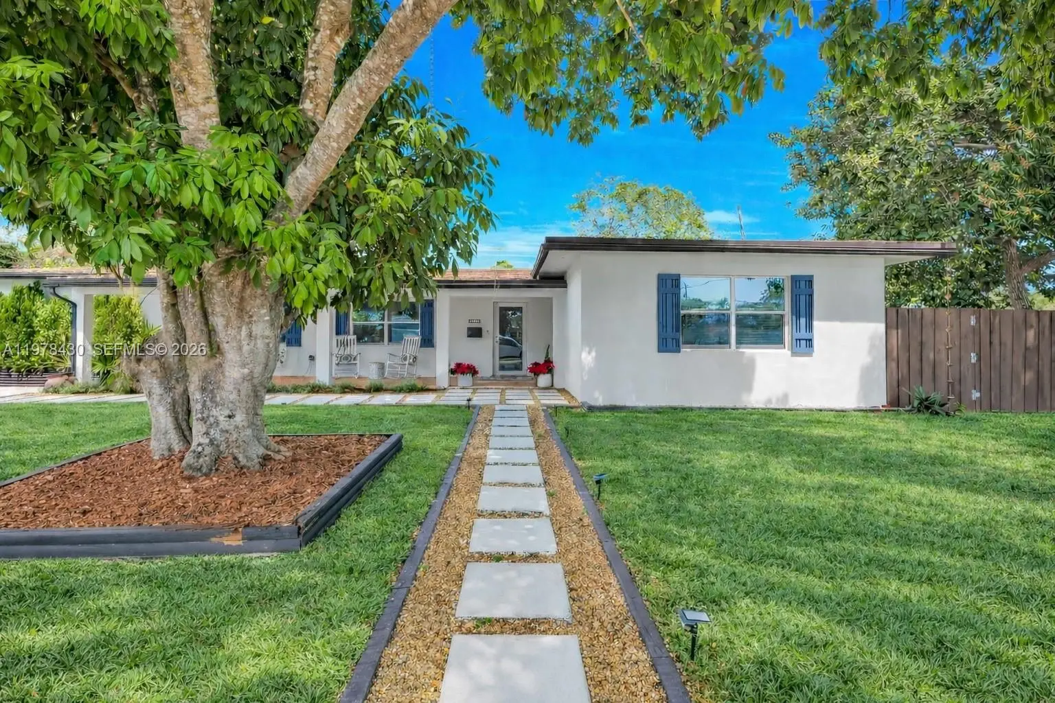 Photo of Listing #A11978430