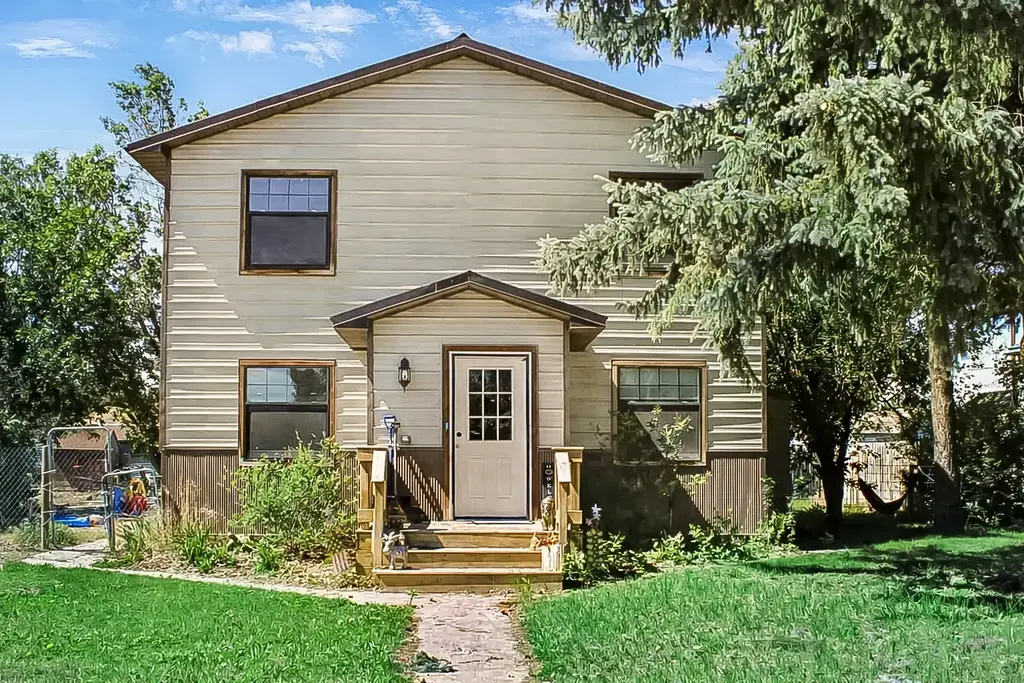 122 E Richland Avenue, Shelby