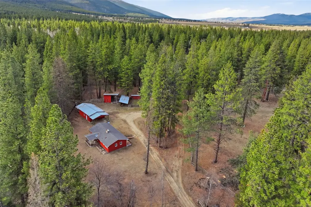 314 And 308 Kootenai Creek Road, Stevensville