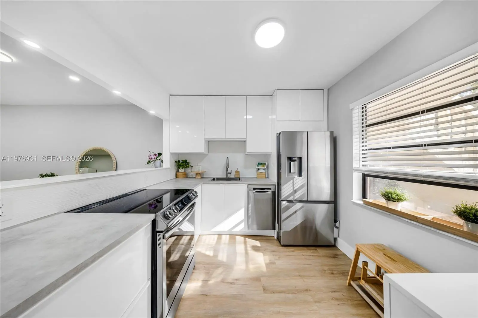 Photo of Listing #A11976931