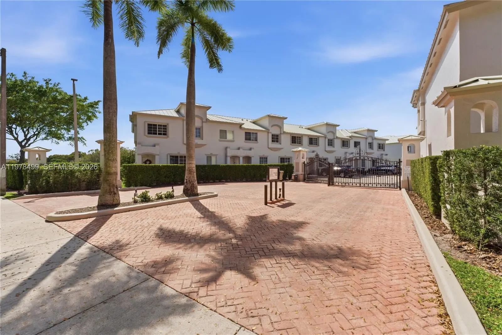 Photo of Listing #A11978499