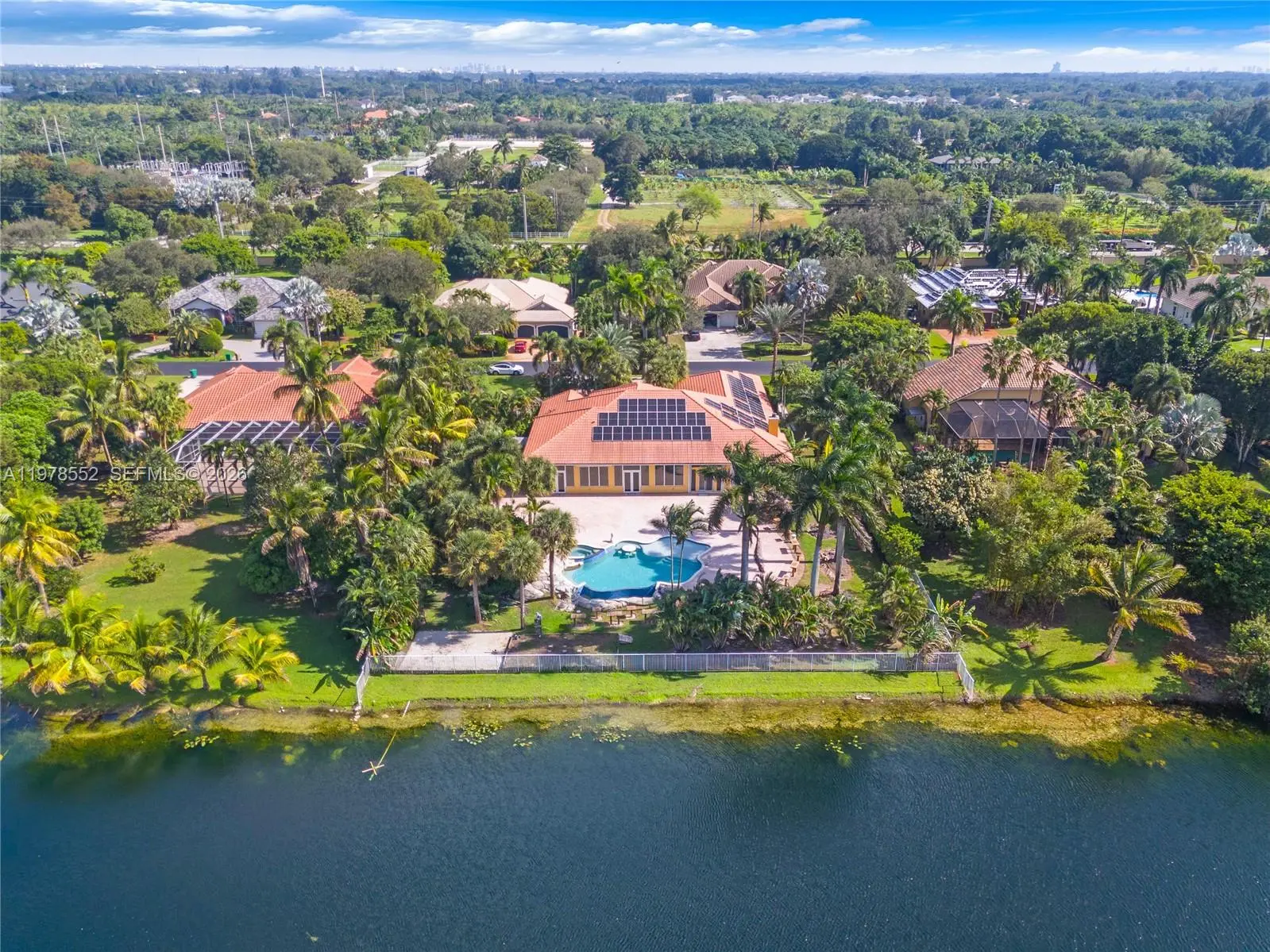 Photo of Listing #A11978552