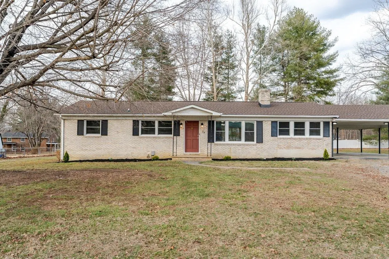 24 La Salle Dr, Grottoes