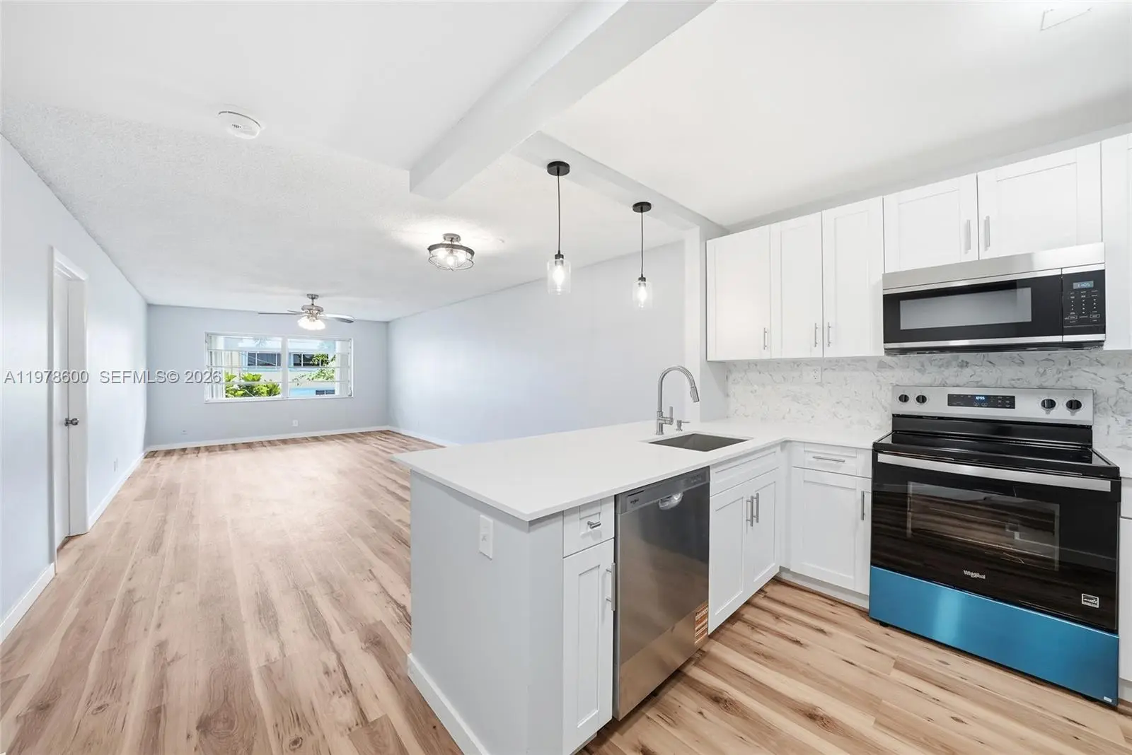 Photo of Listing #A11978600