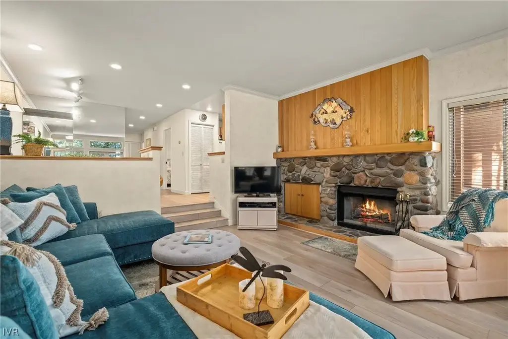 931 Incline Way # 230, Incline Village