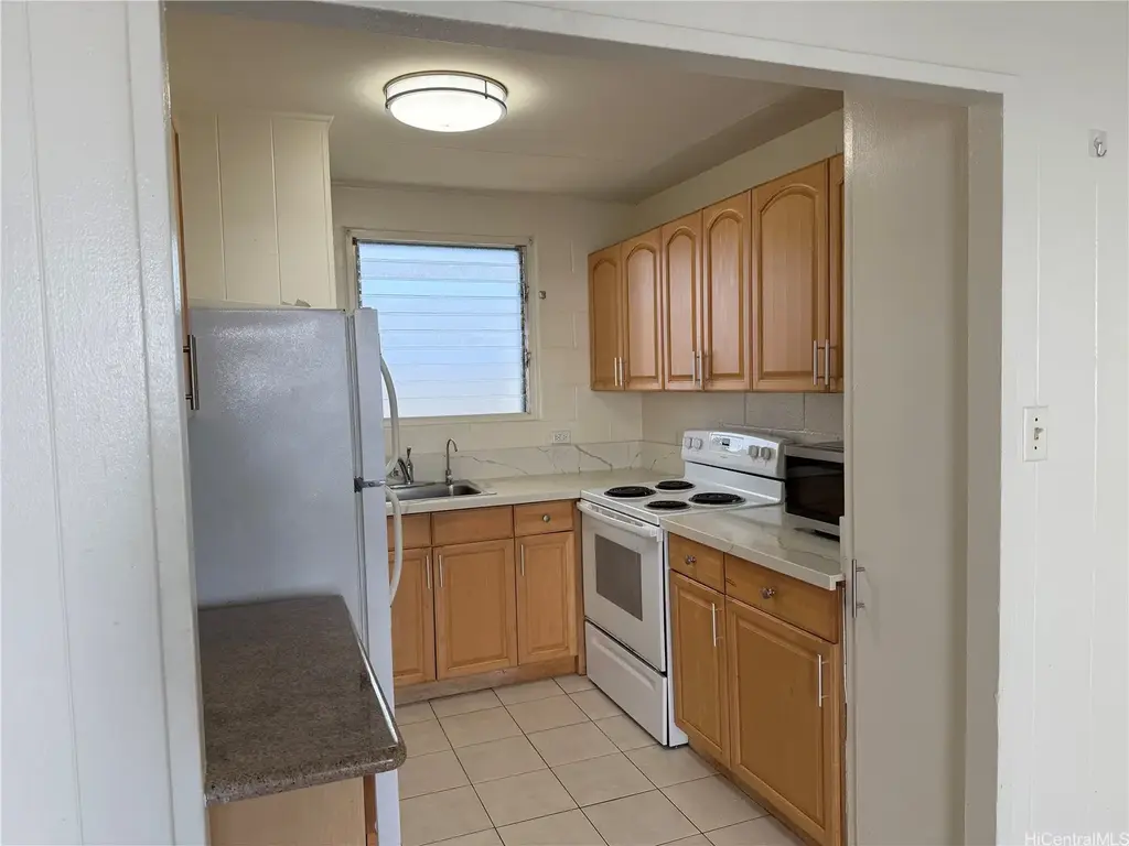 2933 Winam Avenue # C, Honolulu