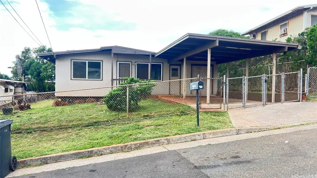 92-421 Akaula Street, Kapolei