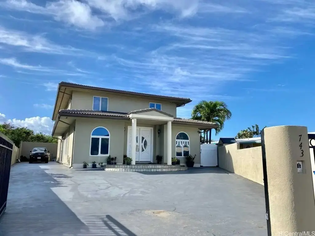 743 Ahukini Street, Honolulu
