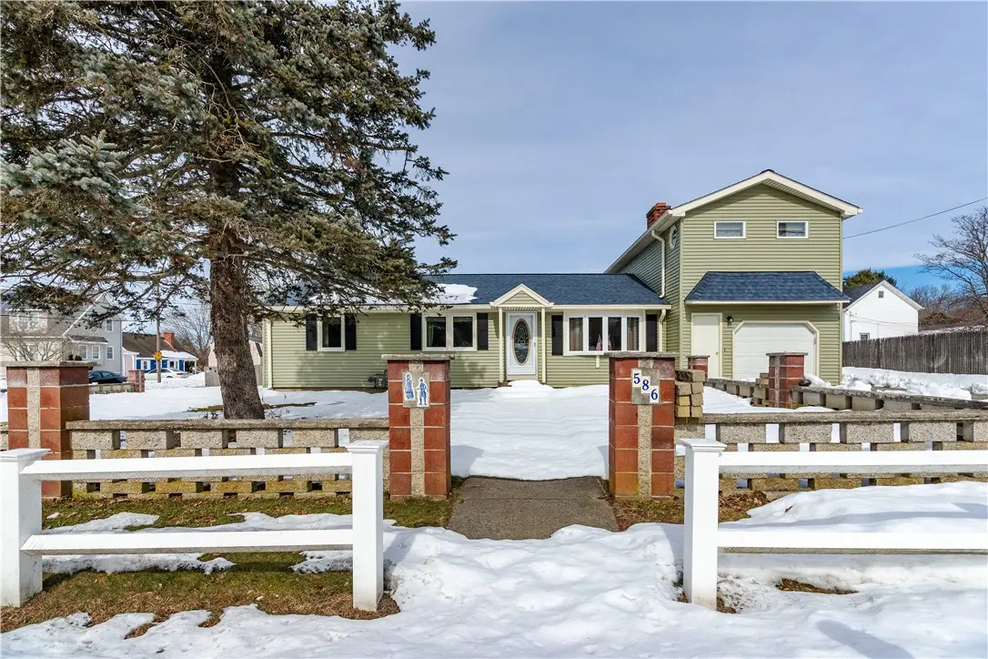 586 Child St, Warren