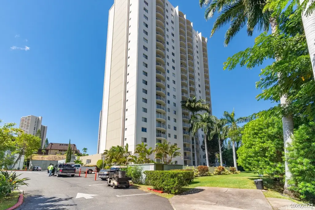 98-1038 Moanalua Road # 2201, Aiea