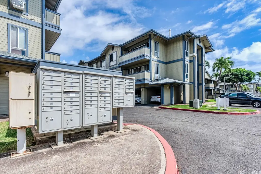 91-213 Hanapouli Circle # 37i, Ewa Beach