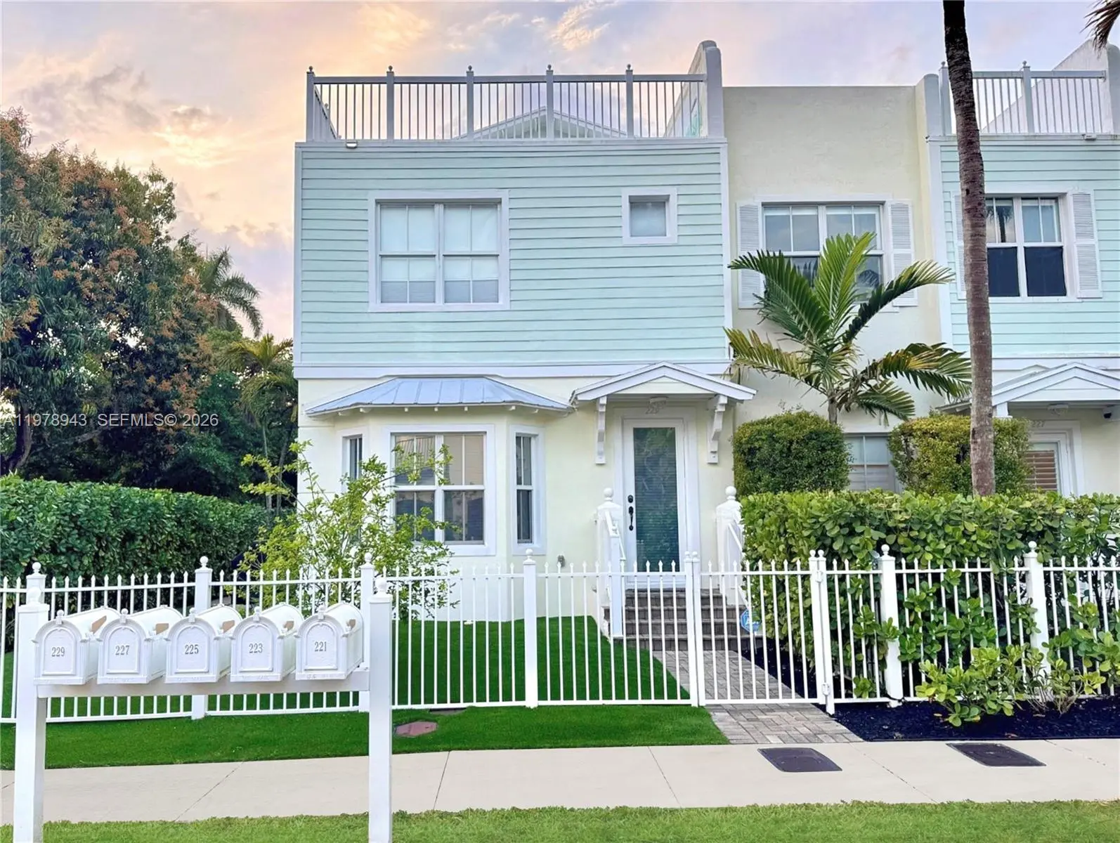 Photo of Listing #A11978943