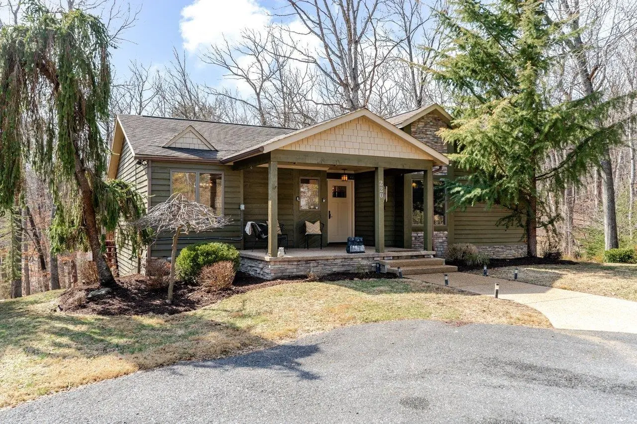 220 Martin Ln, Mcgaheysville