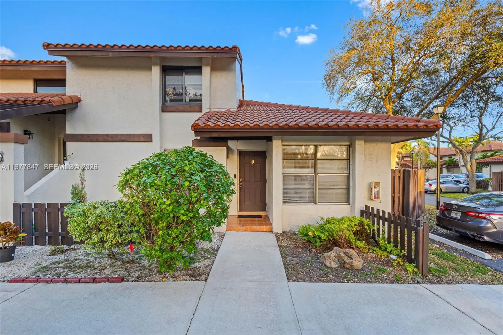 Photo of Listing #A11977847