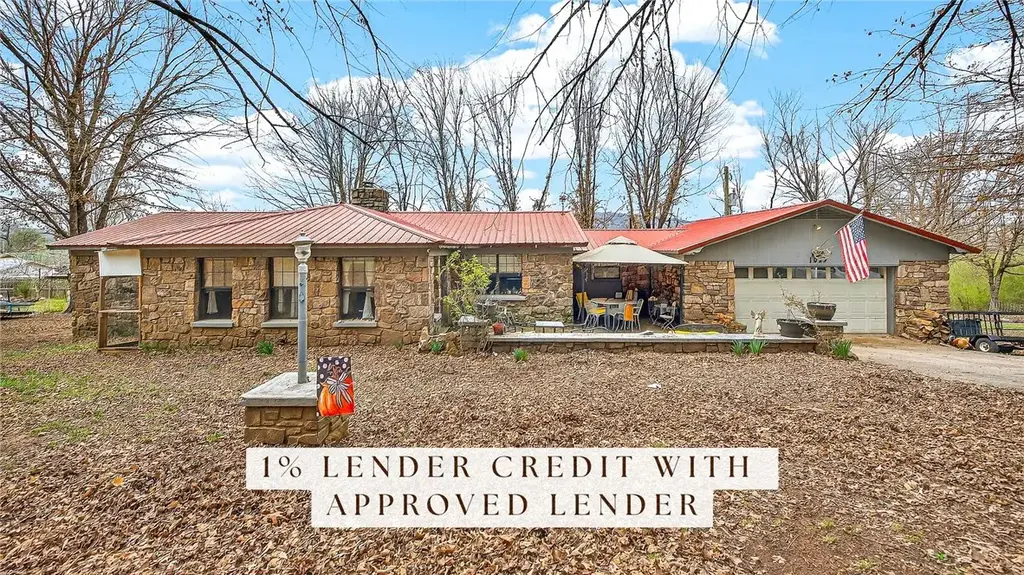 1025 Hollow Branch Lane, Mountainburg