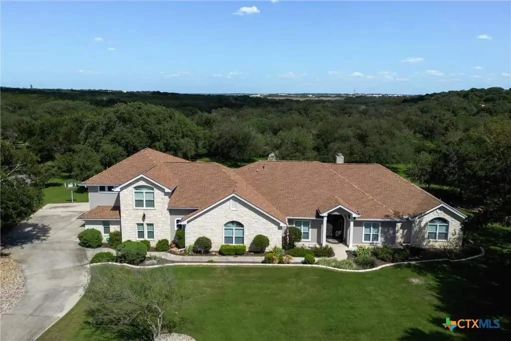 2235 Summit Ridge Drive, San Marcos