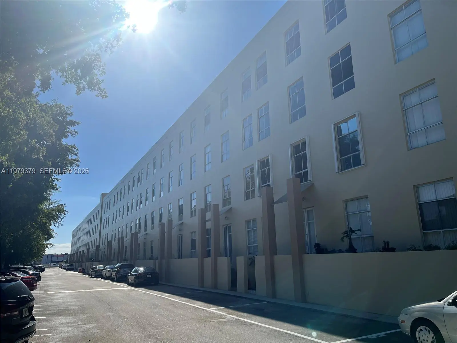 Photo of Listing #A11979379