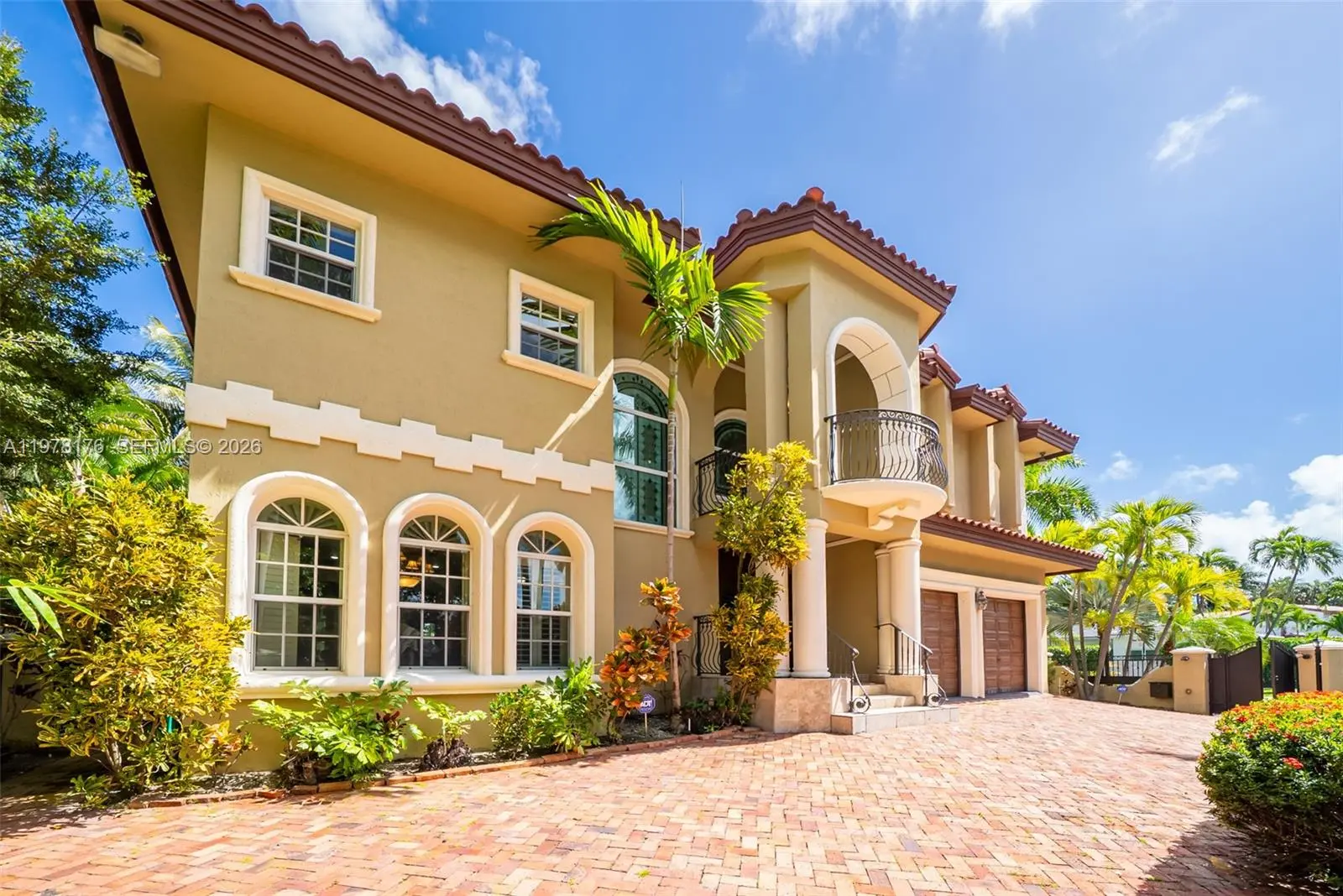 4501 N Bay Rd, Miami Beach