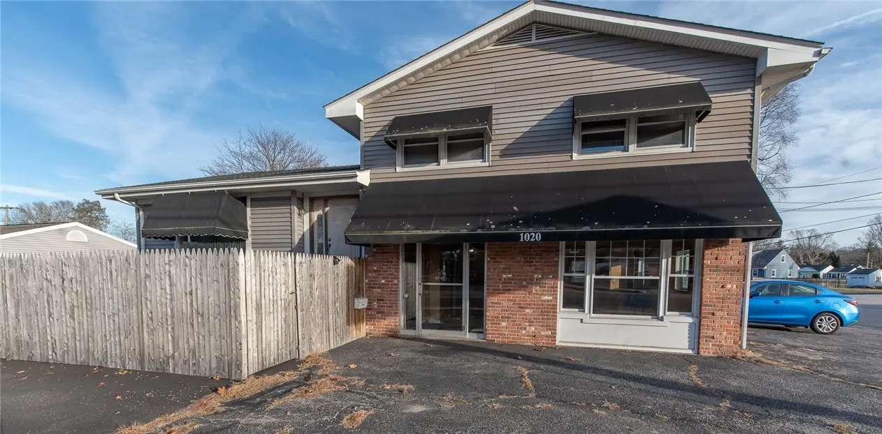 1020 Warwick Ave, Warwick