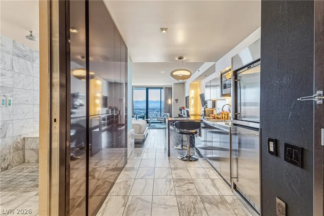 4381 W Flamingo Road 3207, Las Vegas