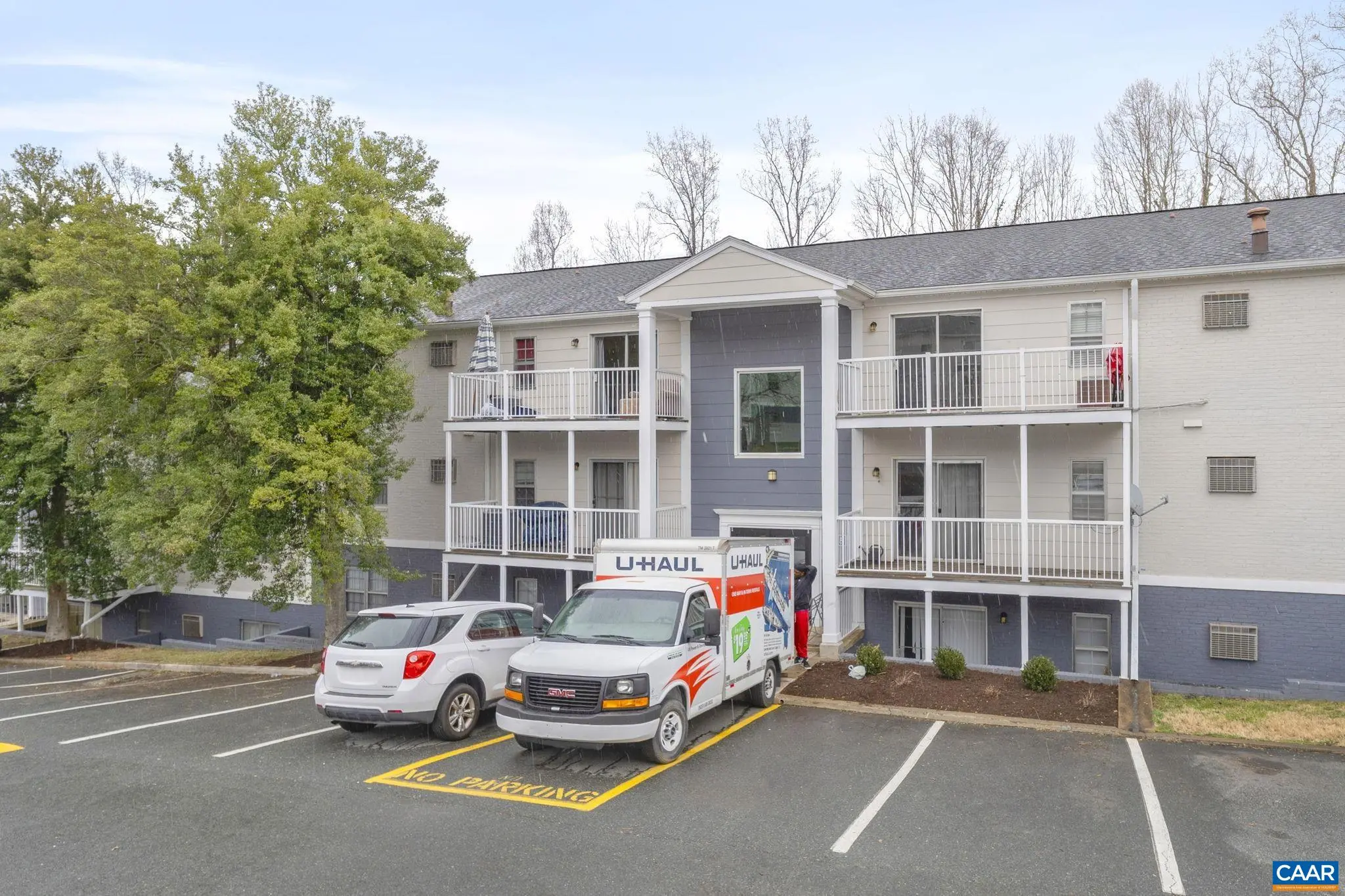 545 Burgoyne Rd 5, Charlottesville