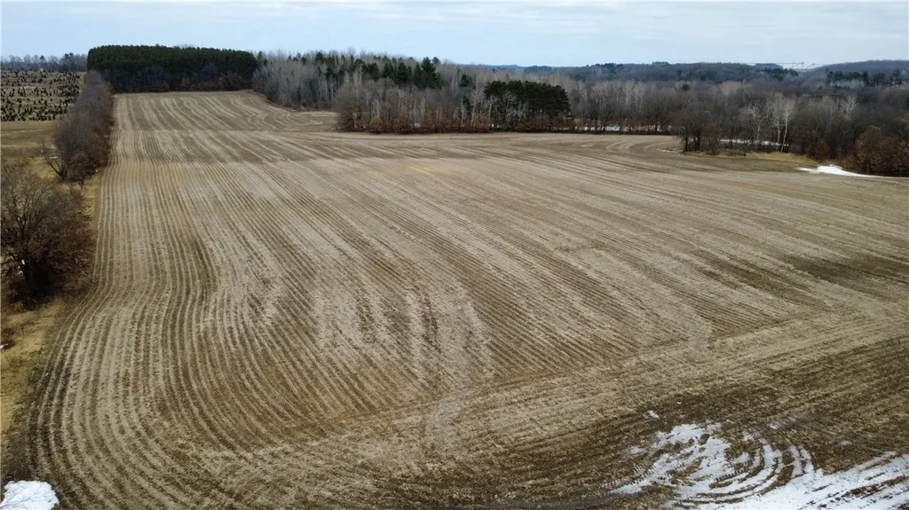 Moore Road, Alma Center