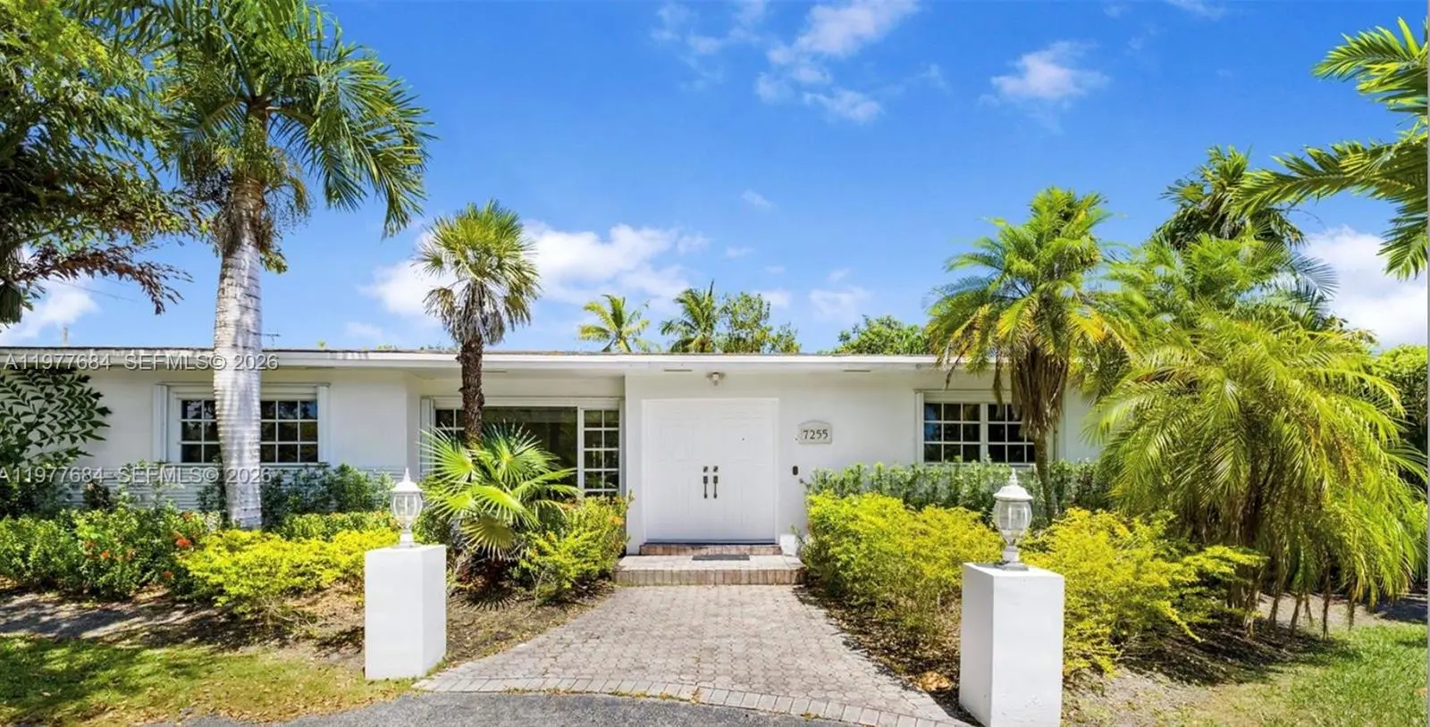 Photo of Listing #A11977684