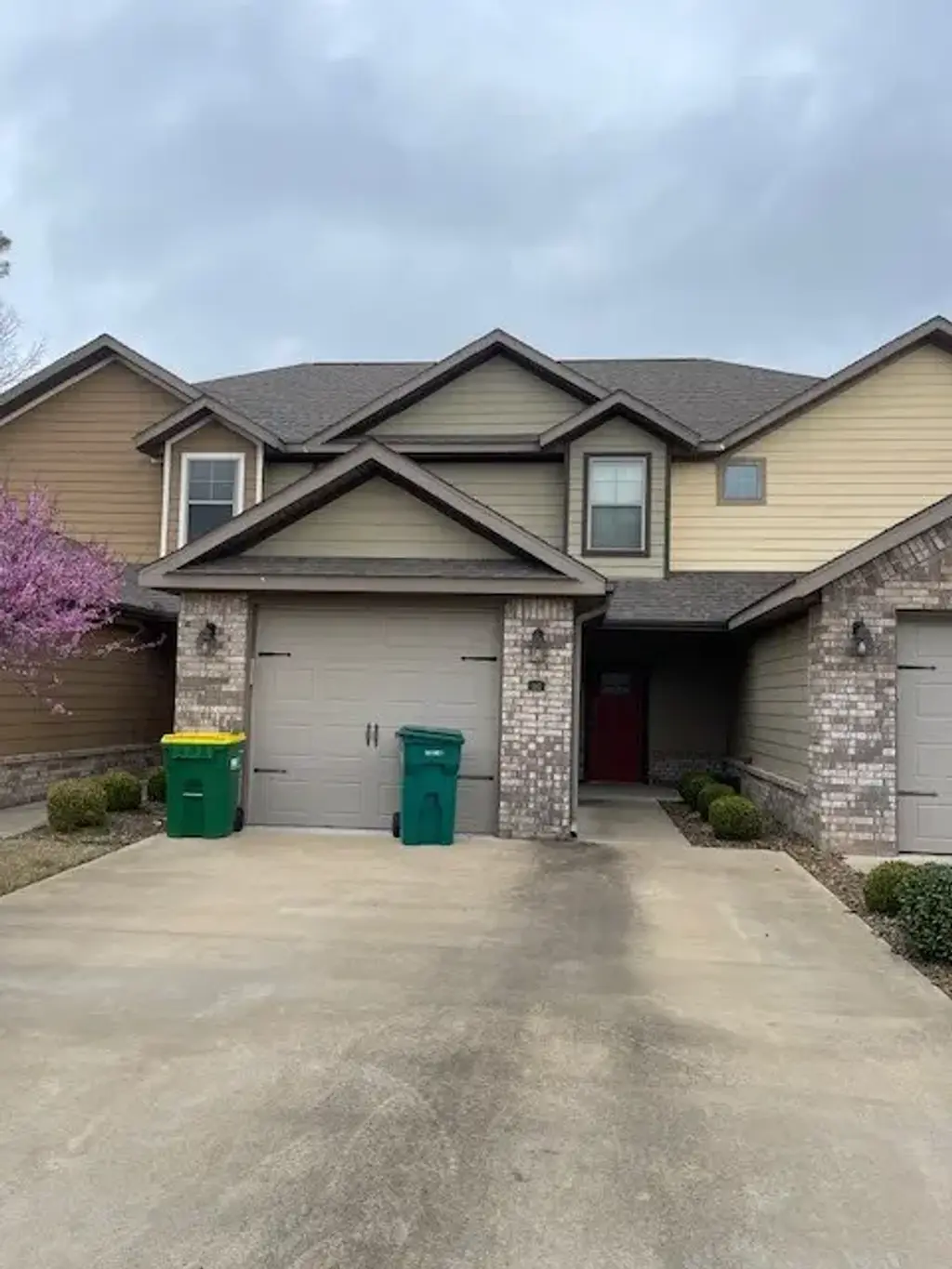 186 E Old Farmington Road, Farmington