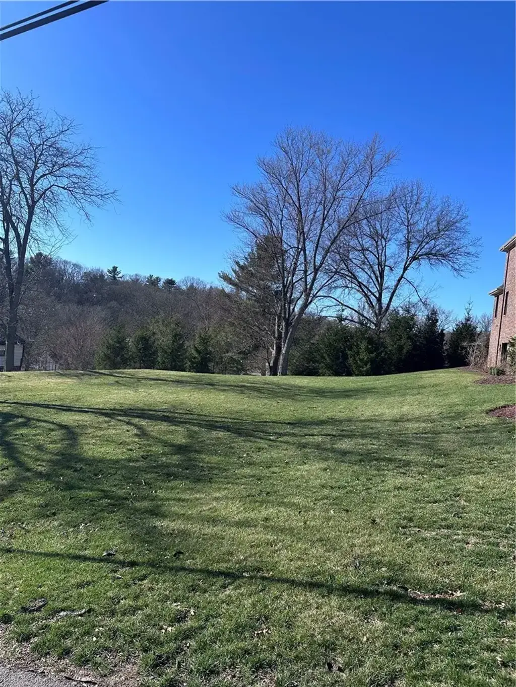 2544 Edgewood Drive, Upper St Clair