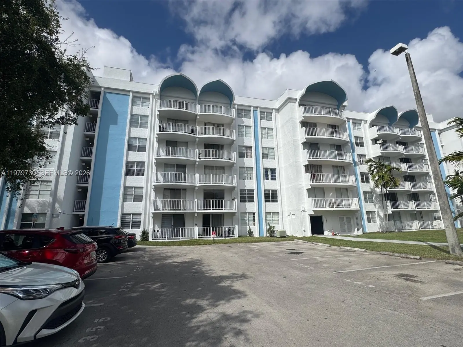 Photo of Listing #A11979730