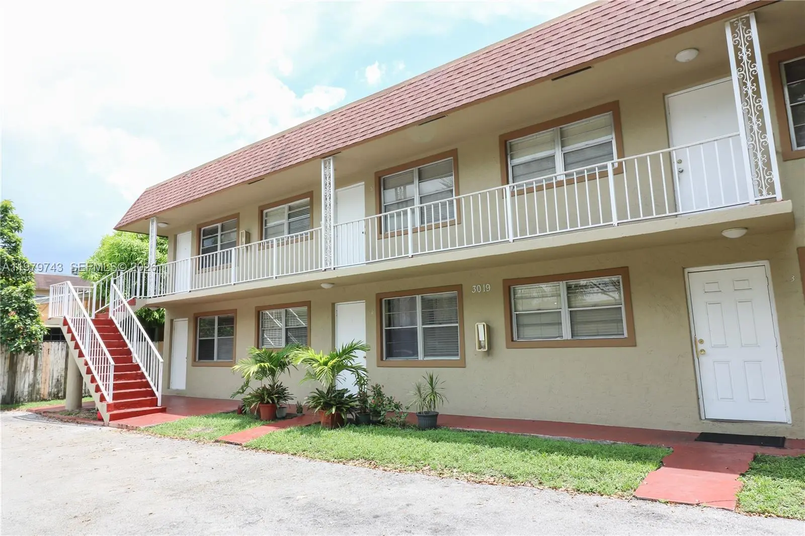 Photo of Listing #A11979743