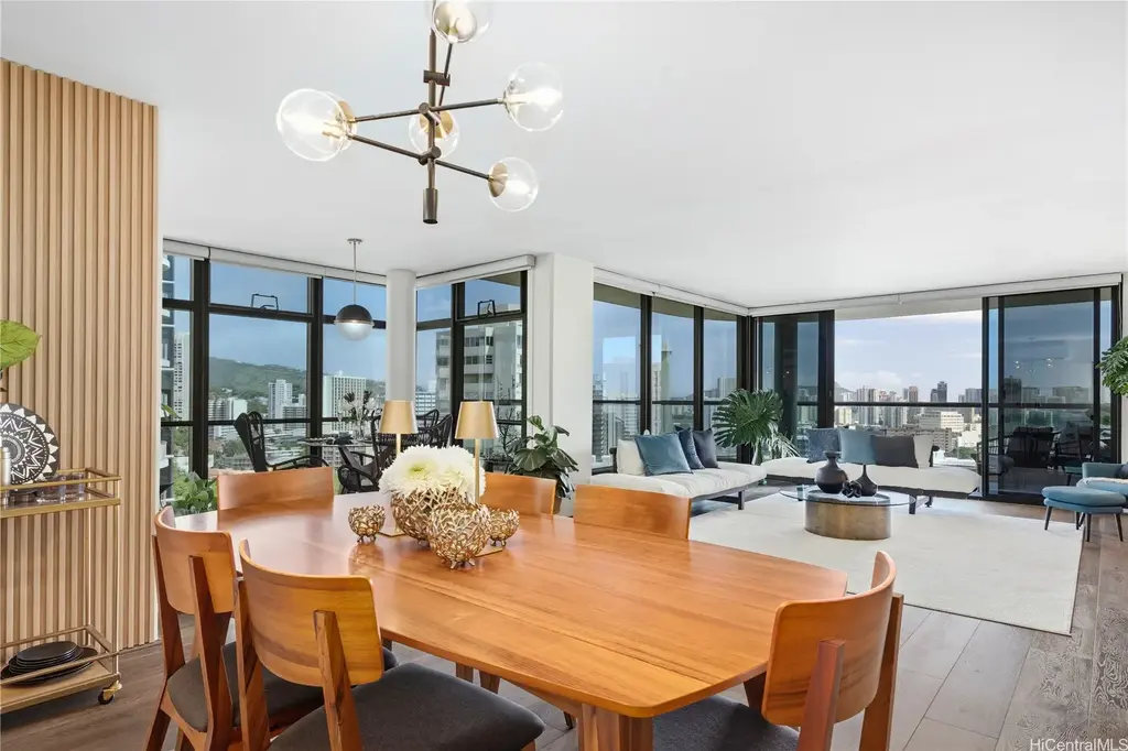 (unit #804) 1015 Wilder Avenue, Honolulu