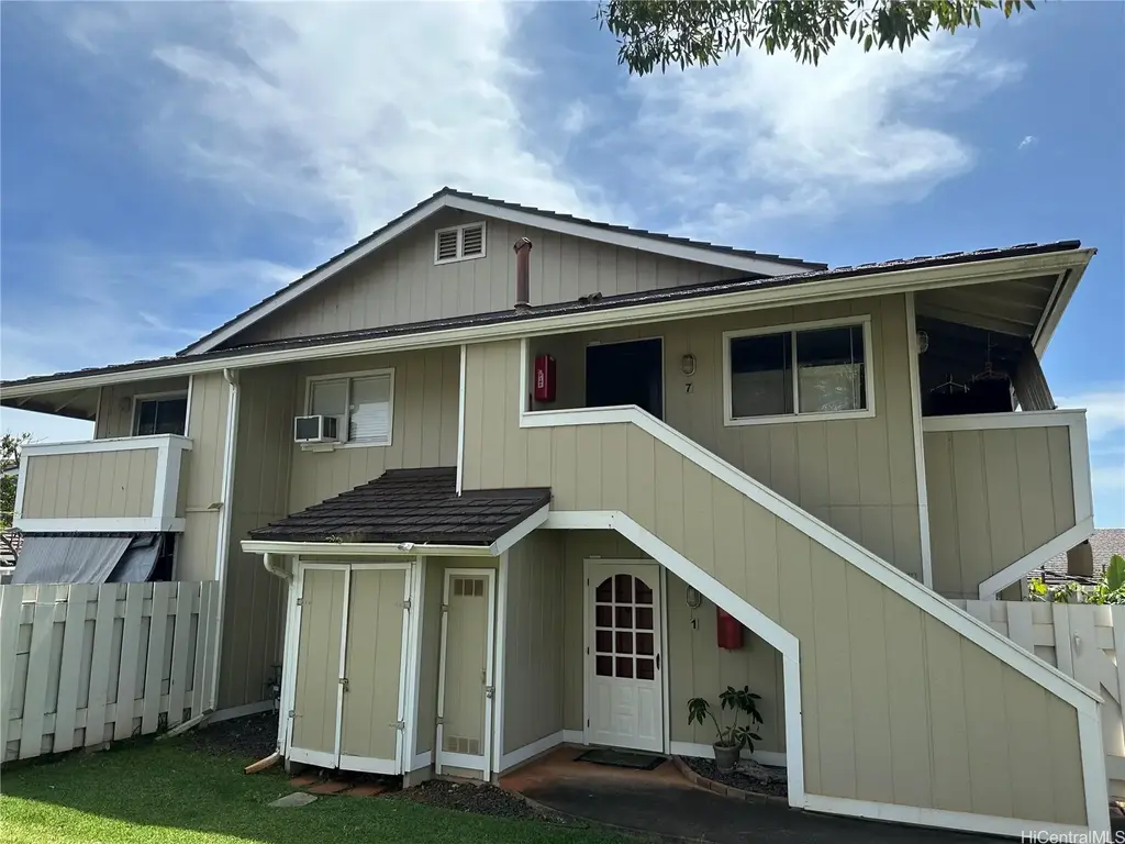 94-1074 Paawalu Street # P1, Waipahu