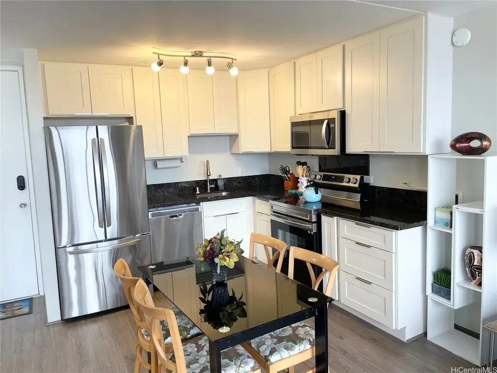 411 Hobron Lane # 3802, Honolulu