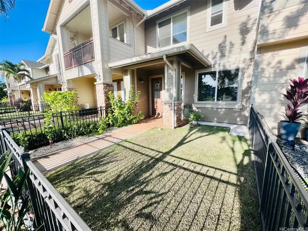 1020 Kakala Street # 1303, Kapolei
