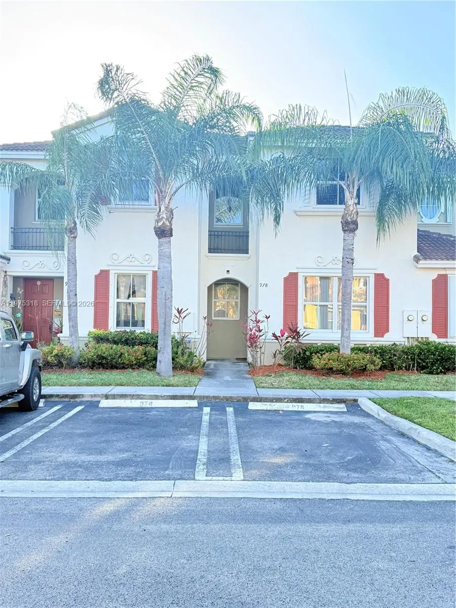 Photo of Listing #A11975318