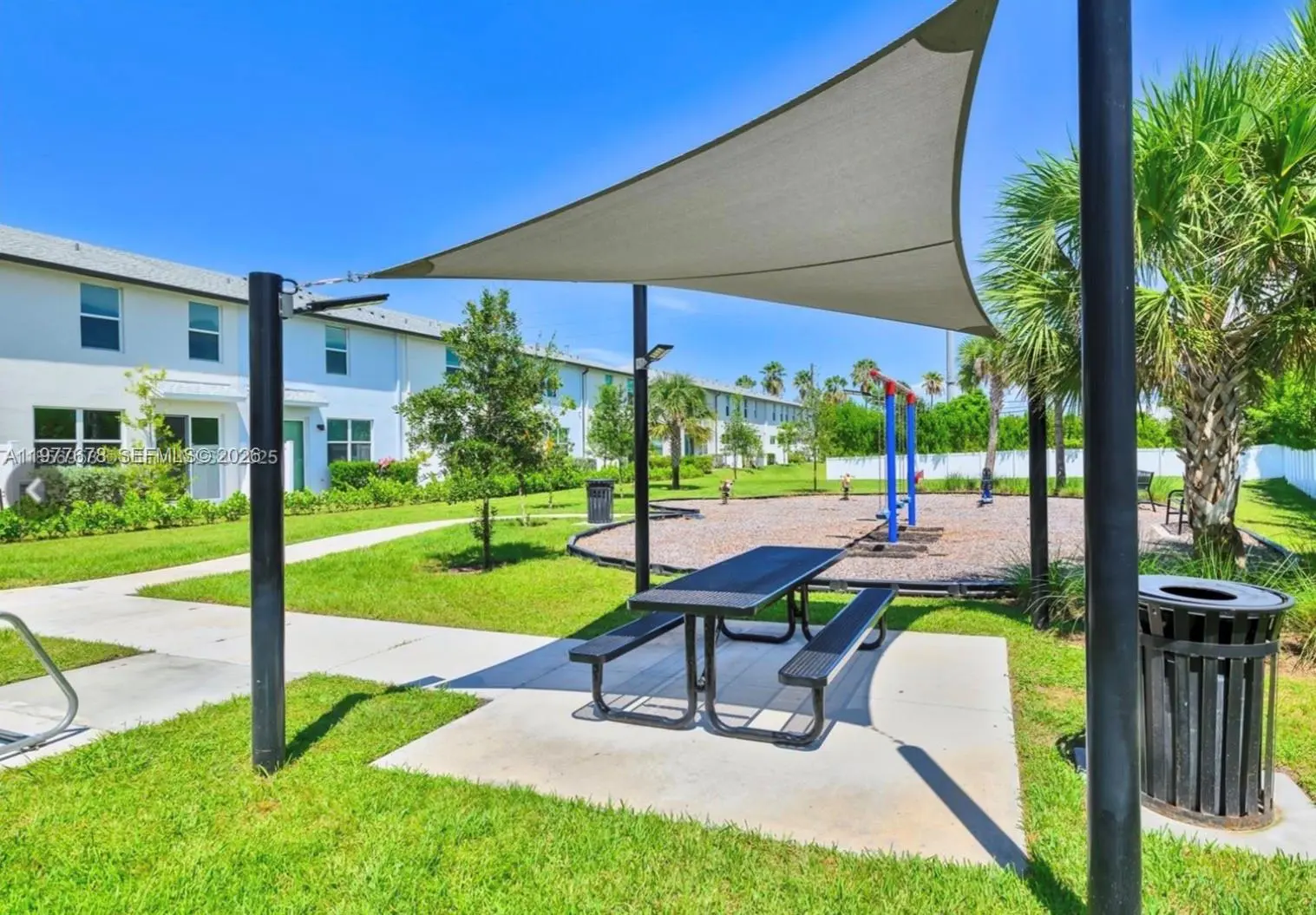 Photo of Listing #A11977678