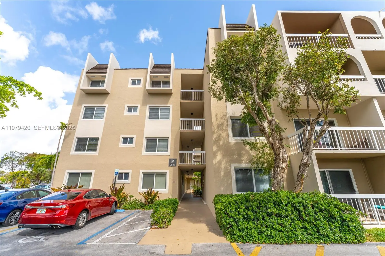 Photo of Listing #A11979420