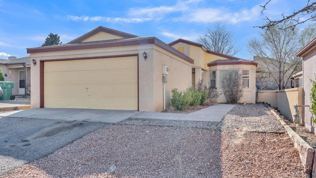 1605 Patti Place Ne, Rio Rancho