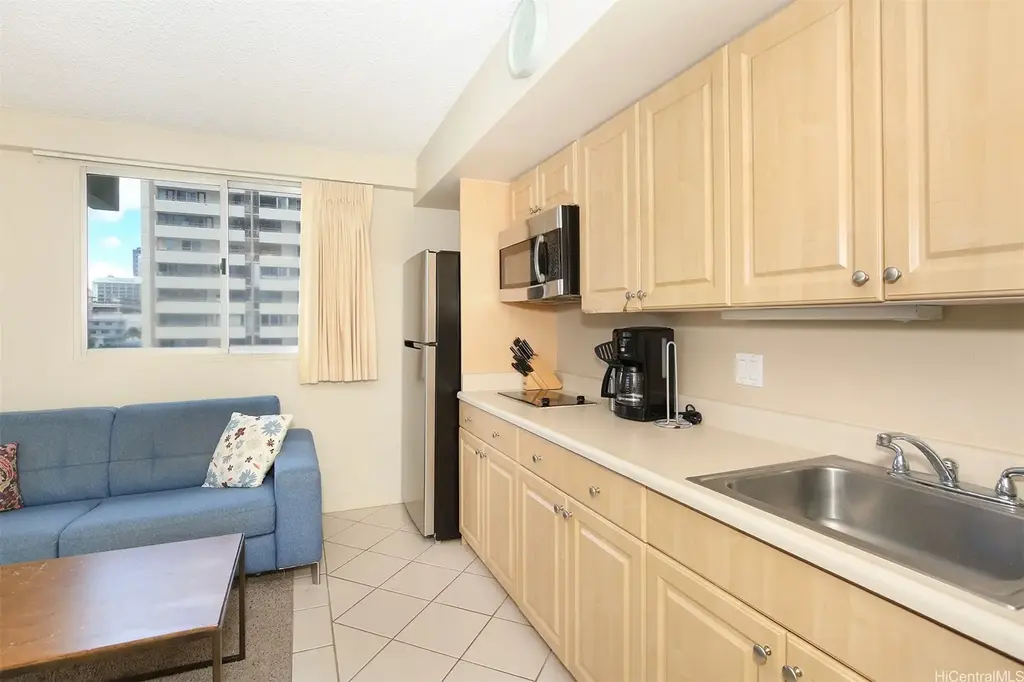 2440 Kuhio Avenue # 512, Honolulu
