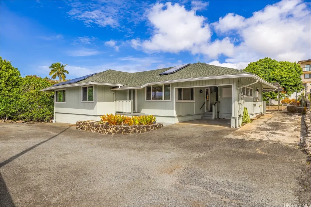 5838 Kalanianaole Highway, Honolulu