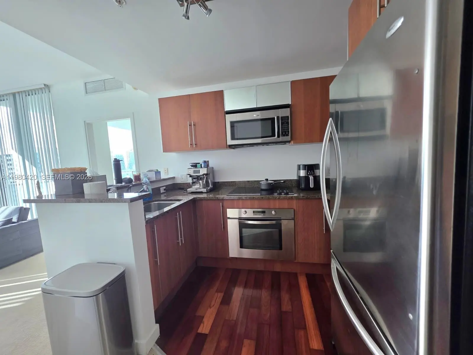 Photo of Listing #A11980420