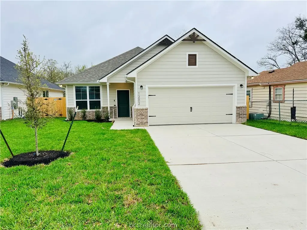 1202 Suncrest Street, Bryan