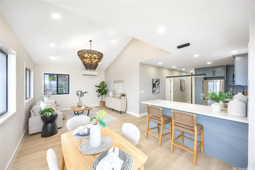1758 Mikahala Way, Honolulu