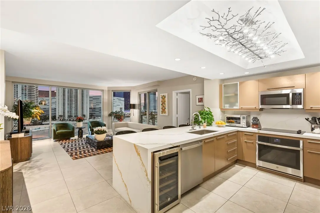 Photo of Listing #2763214